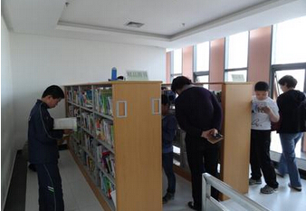 临沂市图书馆开通自助图书馆服务