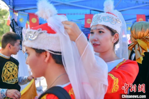 “海南师范大学2019国际文化节”在海口举行
