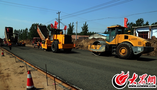 王艳彩)3月2日,大众网记者从全市公路工作会上获悉,临沂市公路局加快