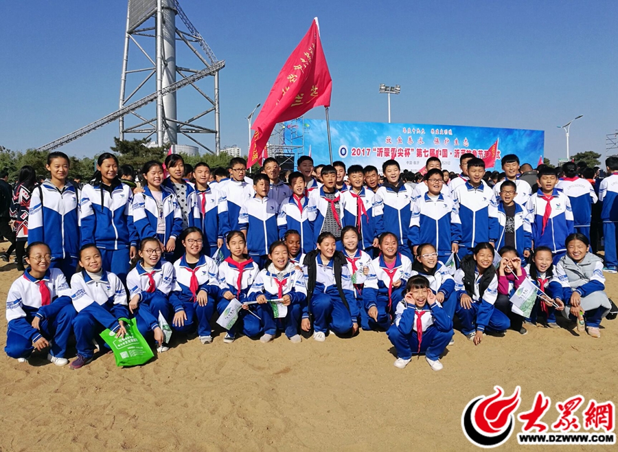 15、临沂第六中学北校区的学生，参与到本次放鱼节活动中来。.jpg