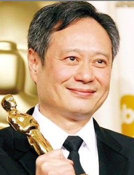 李安登顶演艺名人满意度榜 与太太十指相扣