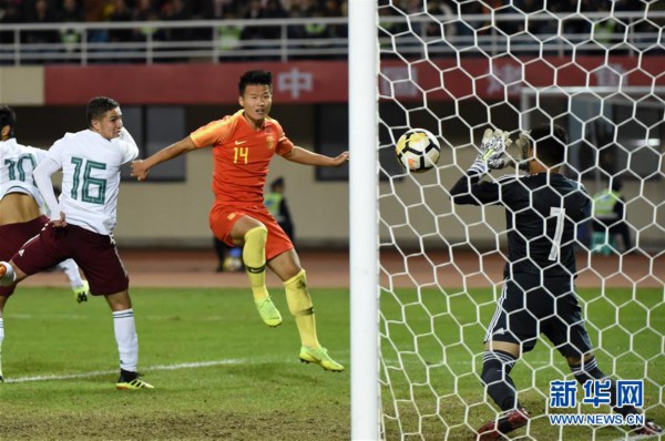 （体育）（5）足球——国际青年锦标赛：中国队获亚军