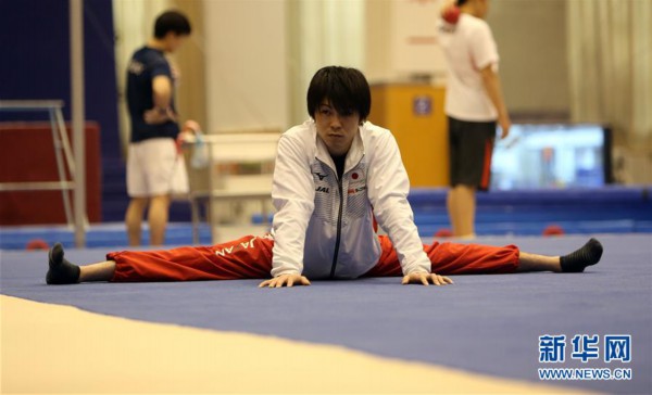 （体育）（4）体操——中日体操男队首次进行合练