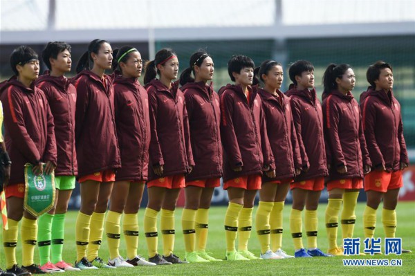 （体育）（17）足球——阿尔加夫杯：中国队不敌丹麦队