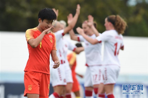 （体育）（1）足球——阿尔加夫杯：中国队不敌丹麦队