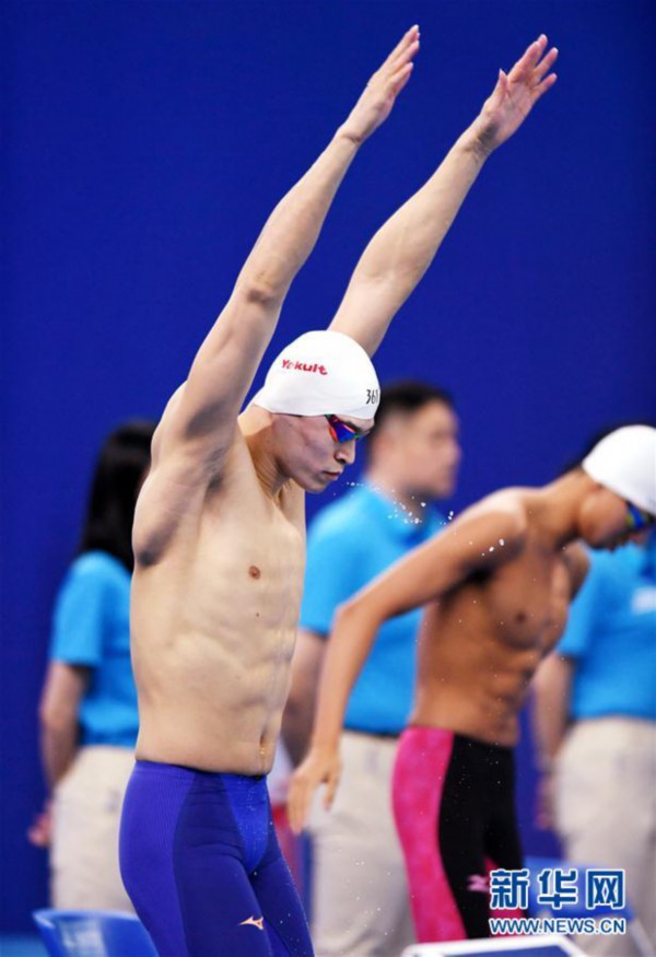 （体育）（12）游泳——全国冠军赛：孙杨获男子800米自由泳冠军