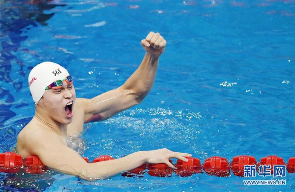 （体育）（16）游泳——全国冠军赛：孙杨获男子800米自由泳冠军