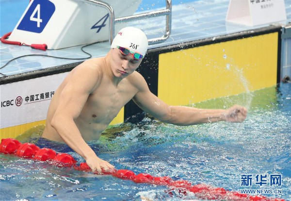 （体育）（5）游泳——全国冠军赛：孙杨200米自由泳夺冠