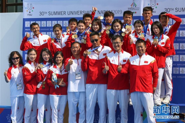 中国队获得大运会男,女跳水团体金牌