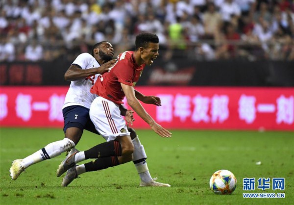 （体育）（7）足球——国际冠军杯上海站：曼联胜热刺