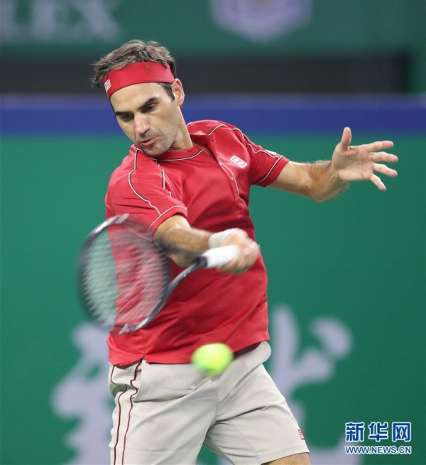（体育）（6）网球——上海大师赛：费德勒晋级第三轮