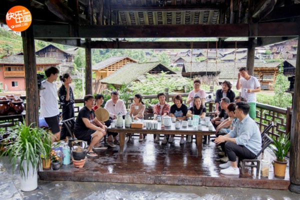 《向往的生活》蘑菇屋版《暗恋桃花源》感人上演