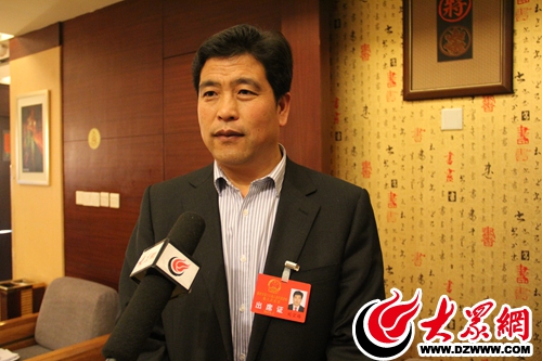 刘宗路代表:坚持绿色生态理念 提升蒙阴果品知名度
